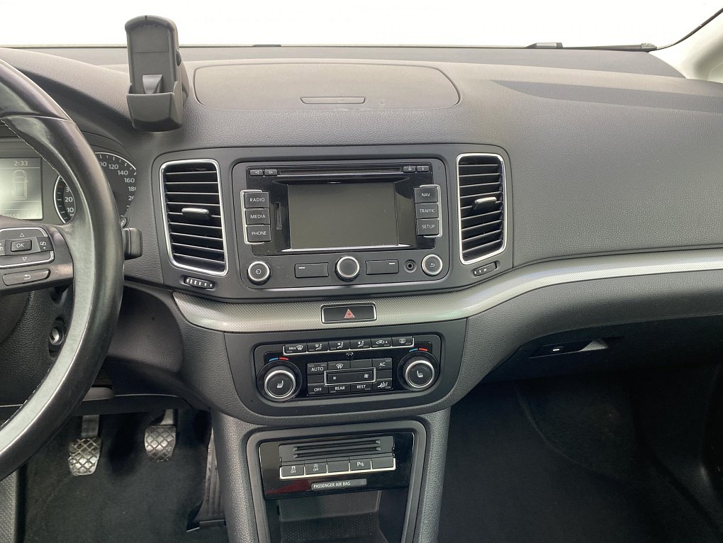 Volkswagen Sharan 2.0 TDi Match