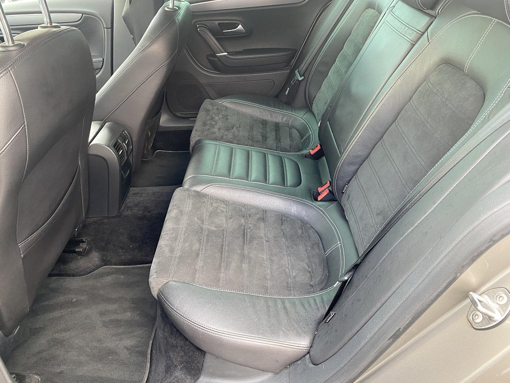 Volkswagen CC 2.0 TDi Sport