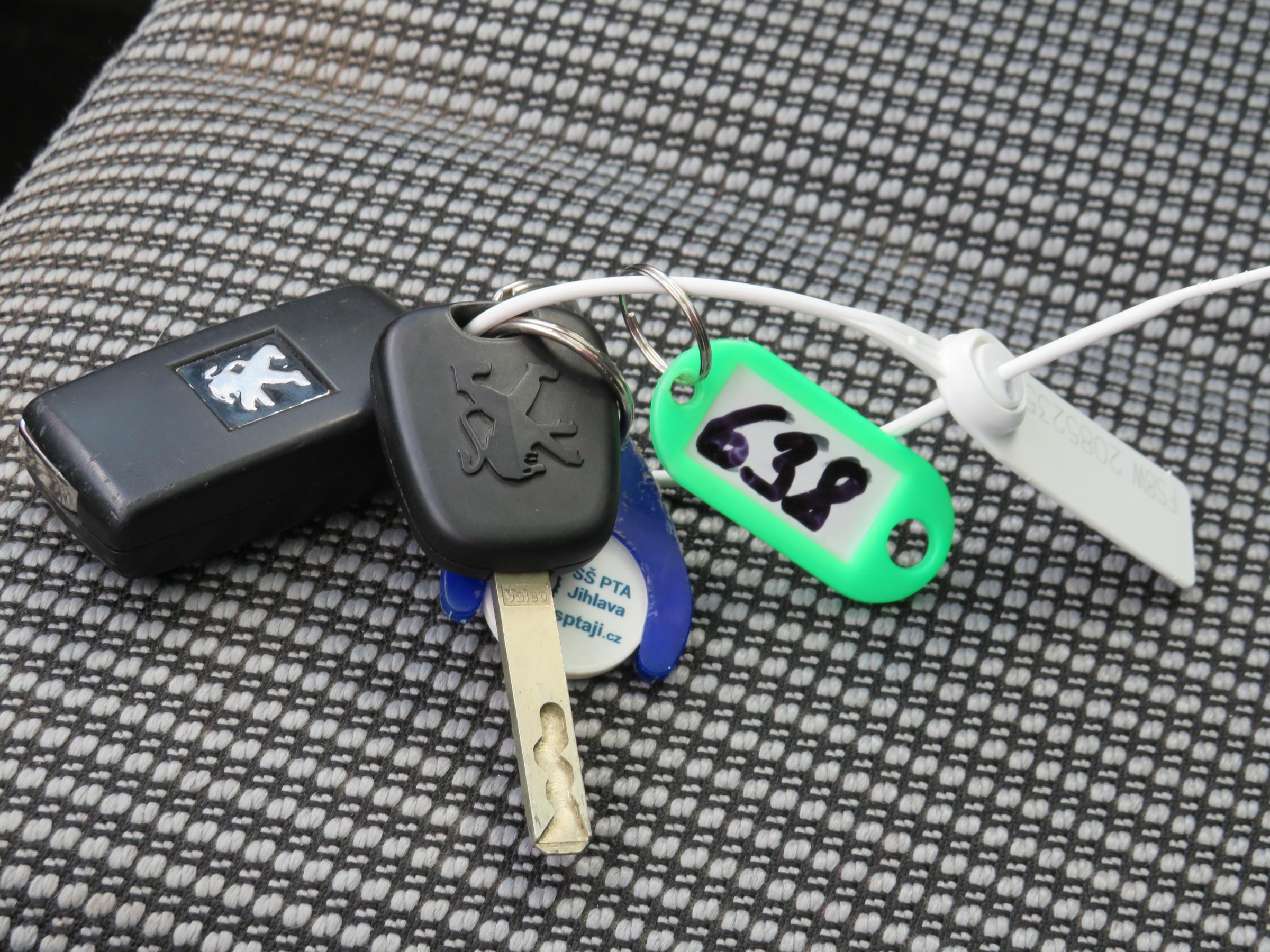 Peugeot 407, 2006 - pohled č. 22