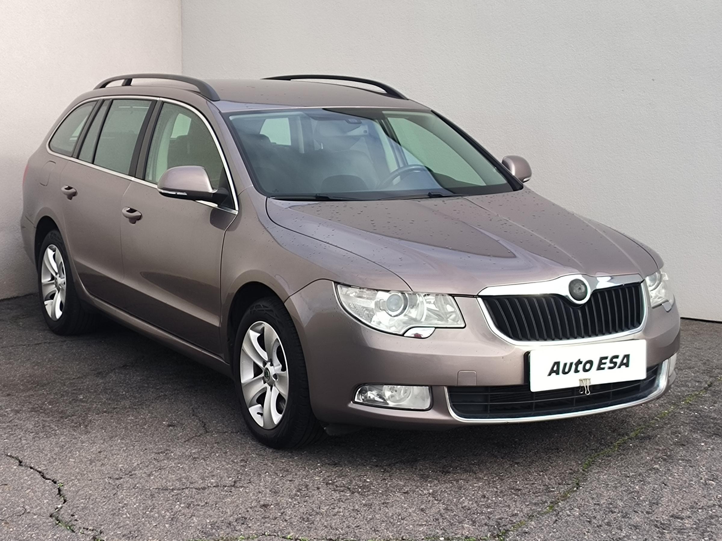 Škoda Superb II, 2011