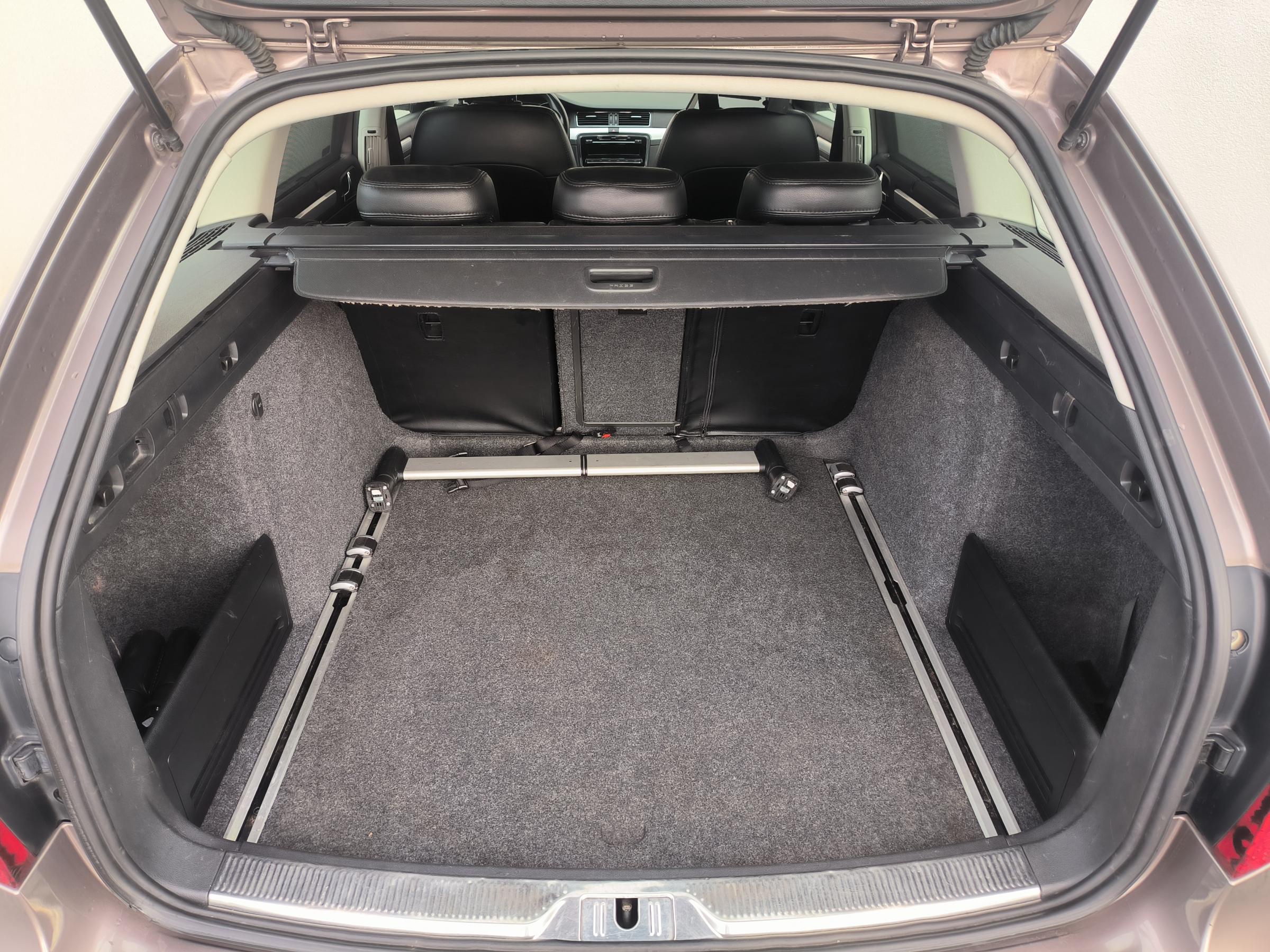 Škoda Superb II, 2011 - pohled č. 7