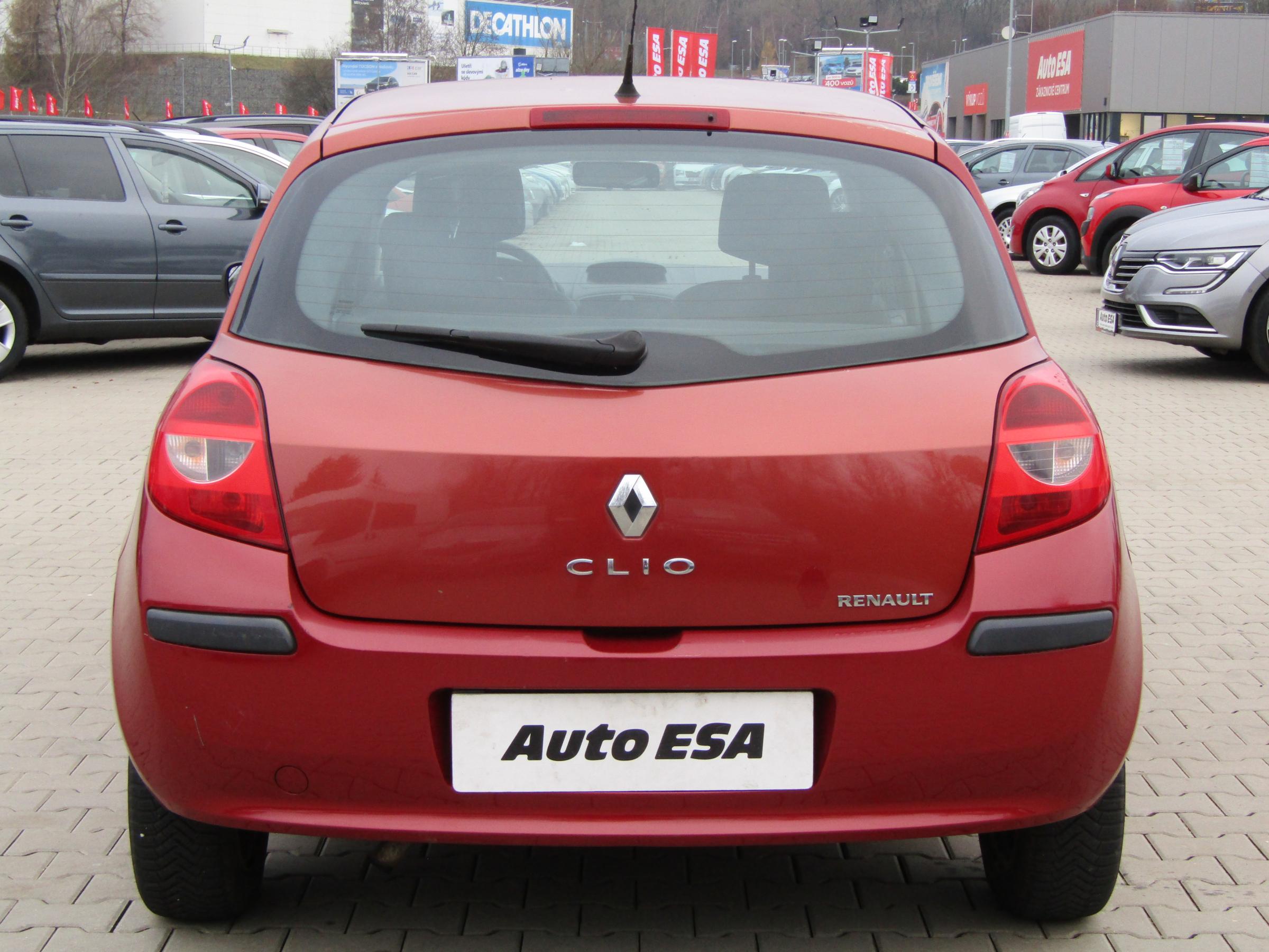 Renault Clio, 2006 - pohled č. 5