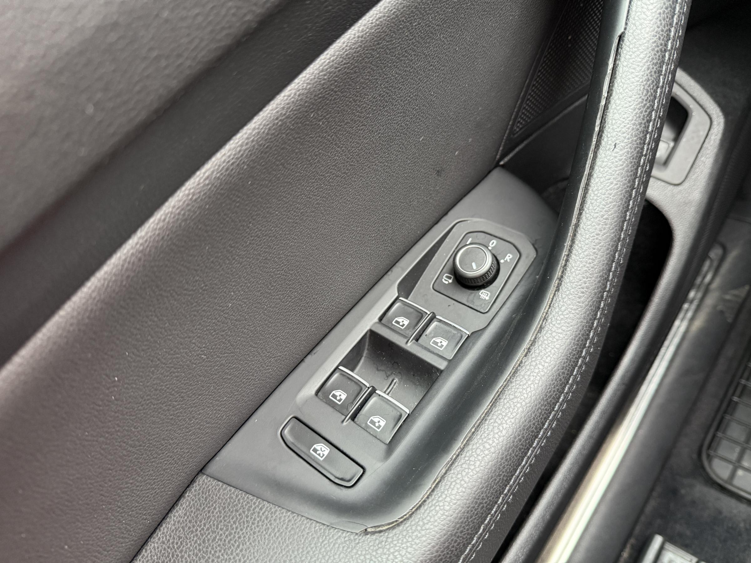 Volkswagen Passat, 2017 - pohled č. 11