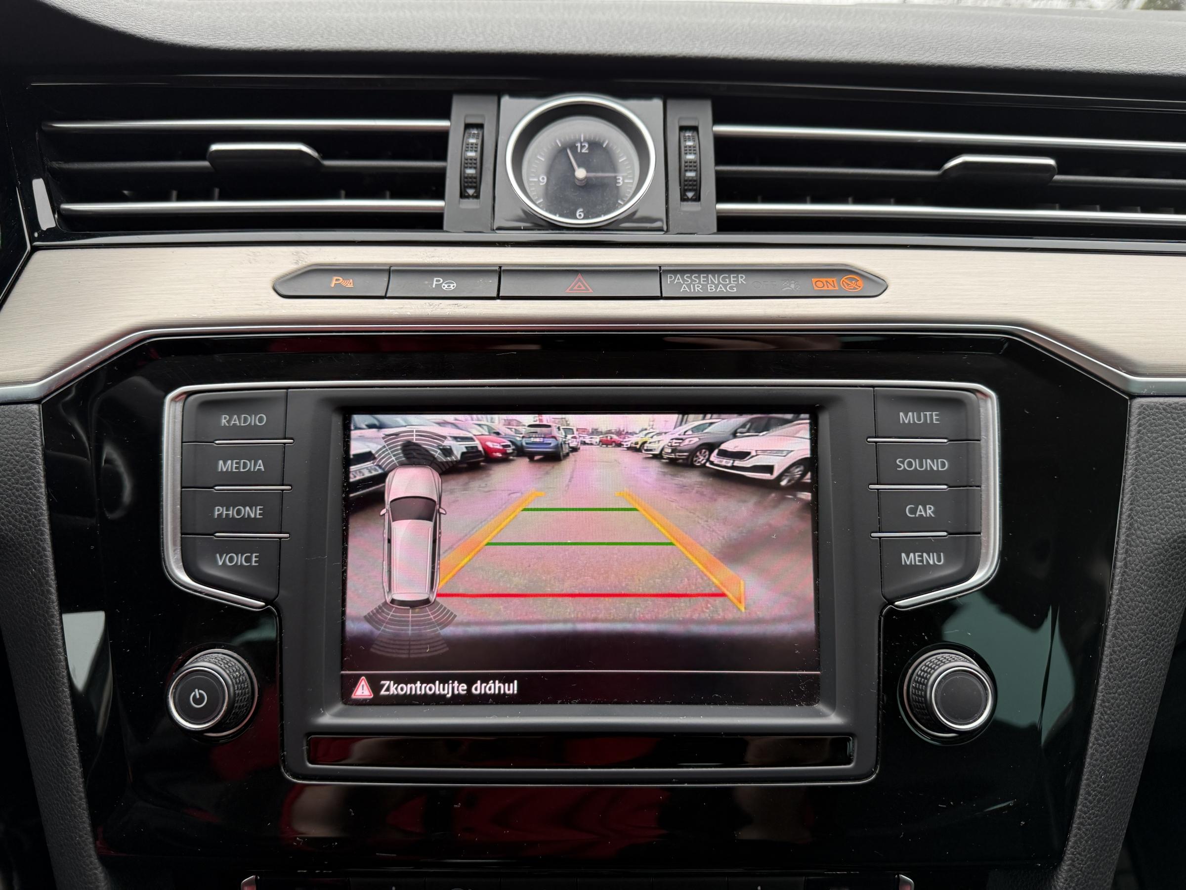 Volkswagen Passat, 2017 - pohled č. 16