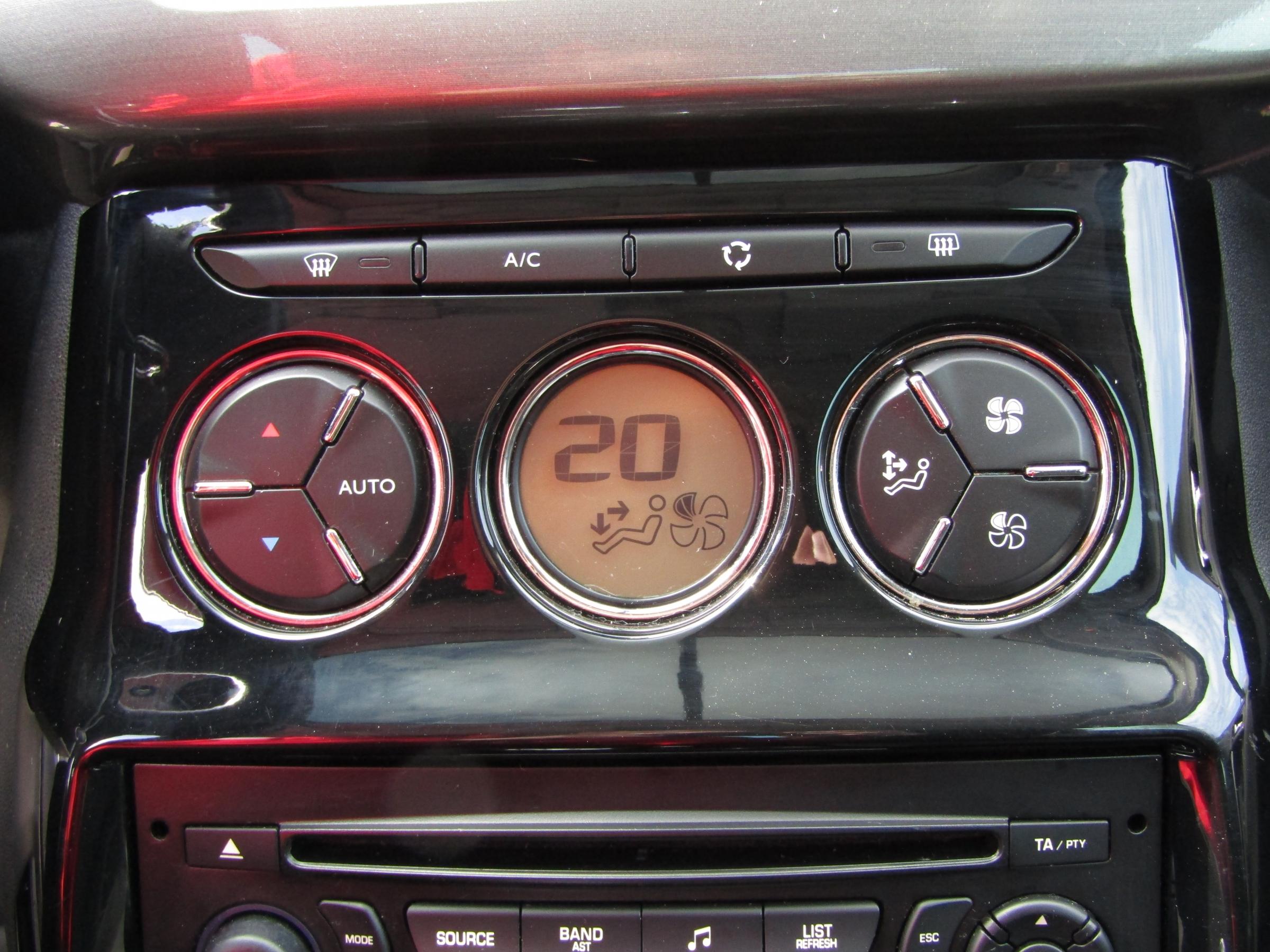 Citroën C3, 2011 - pohled č. 14