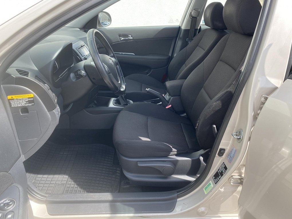 Hyundai I30 1.4 i 