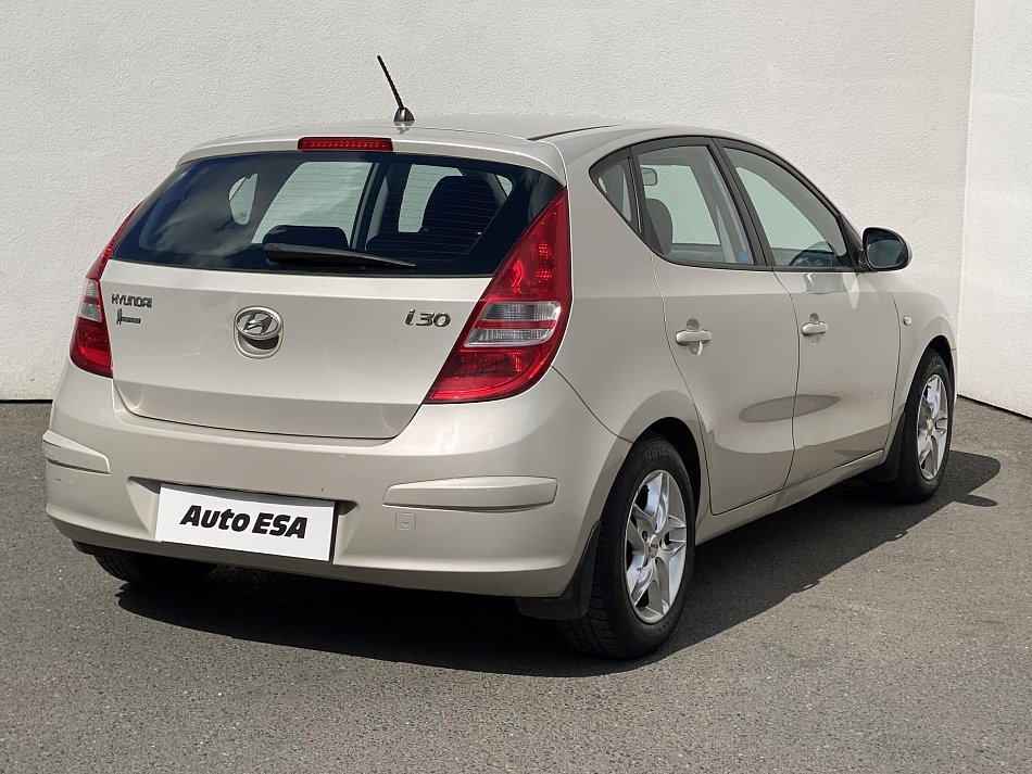 Hyundai I30 1.4 i 