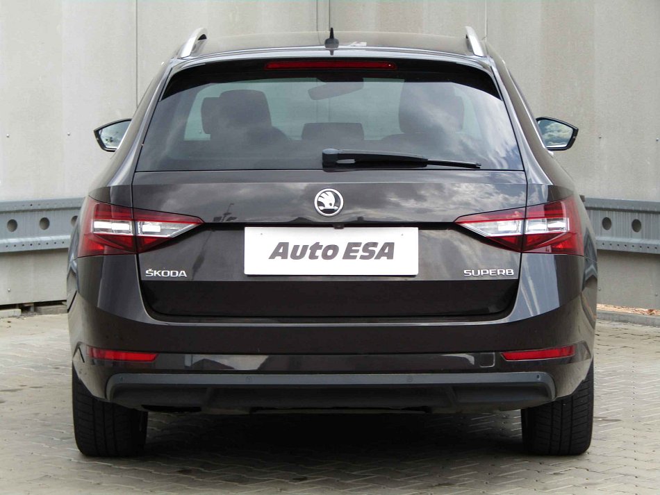 Škoda Superb III 2.0 TDi Style