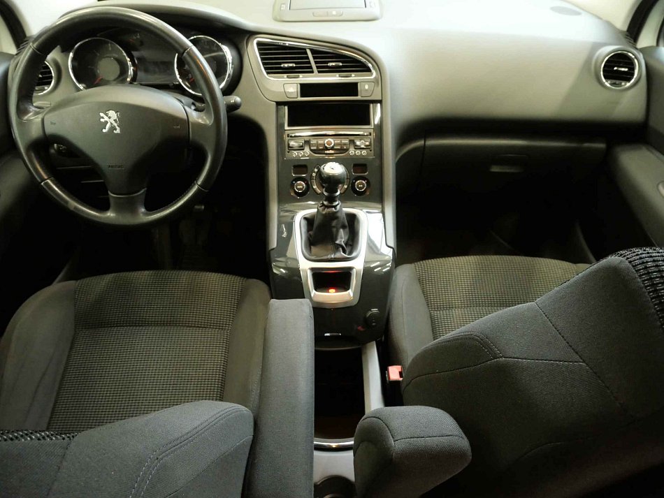 Peugeot 5008 2.0HDI 