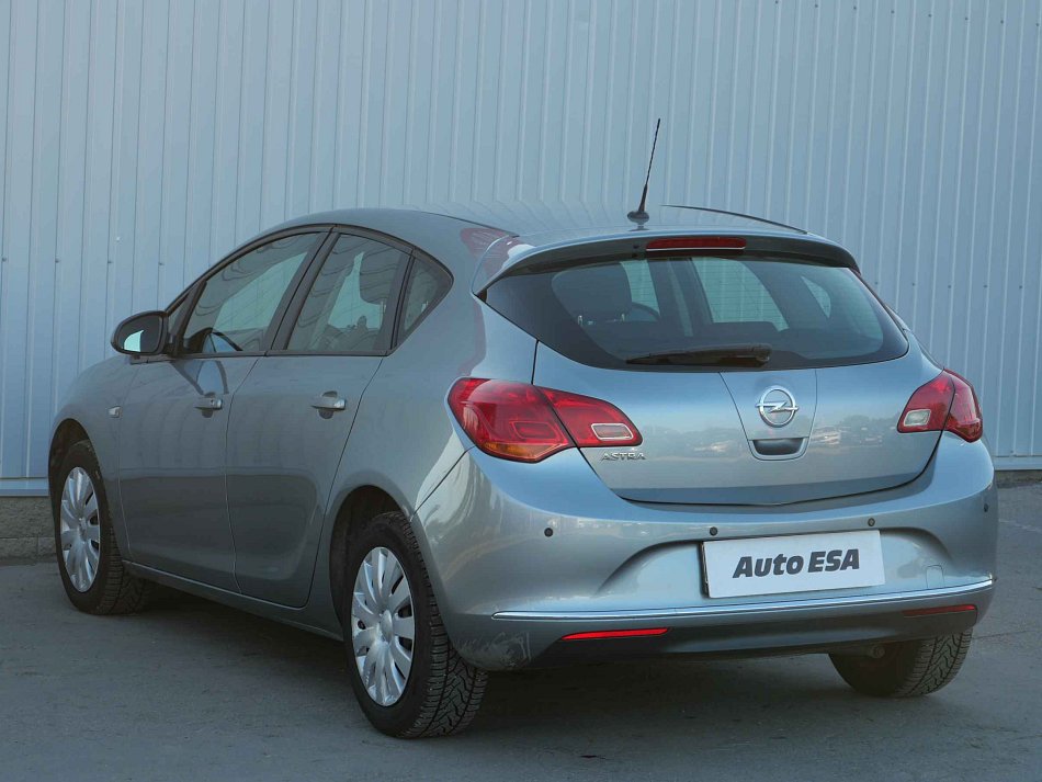 Opel Astra 1.4i 
