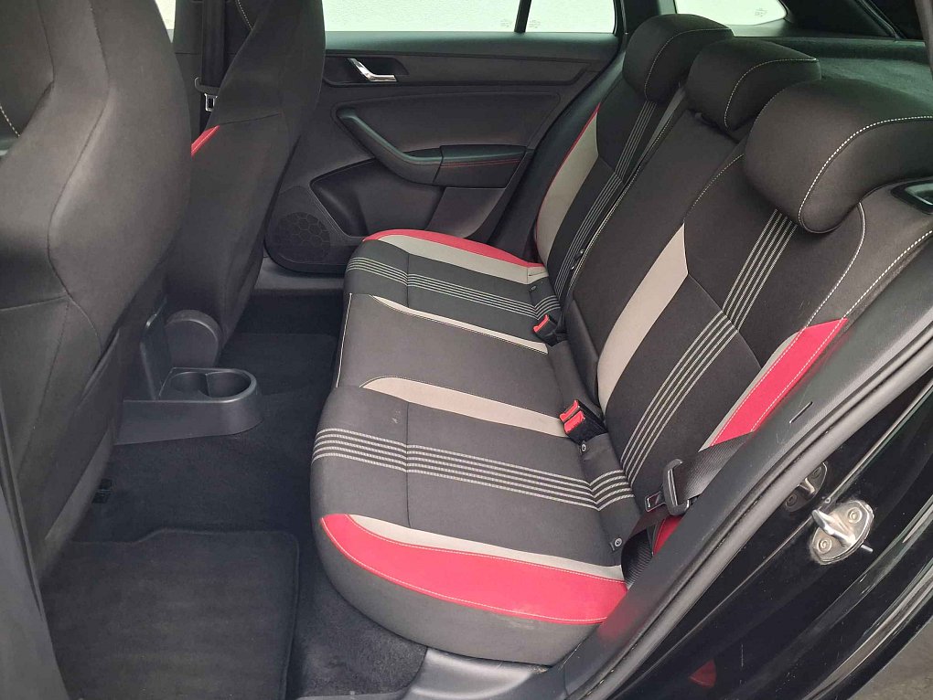 Škoda Rapid 1.6 TDi Monte Carlo