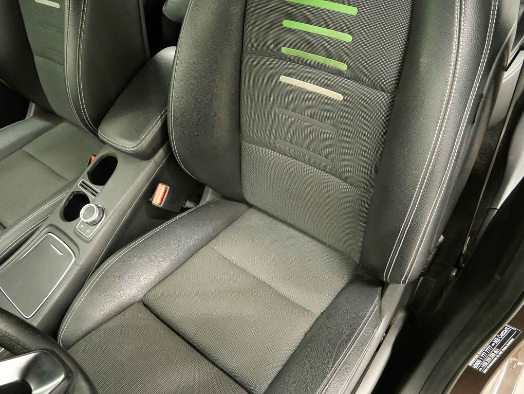 Mercedes-Benz Třída A 1.6i 