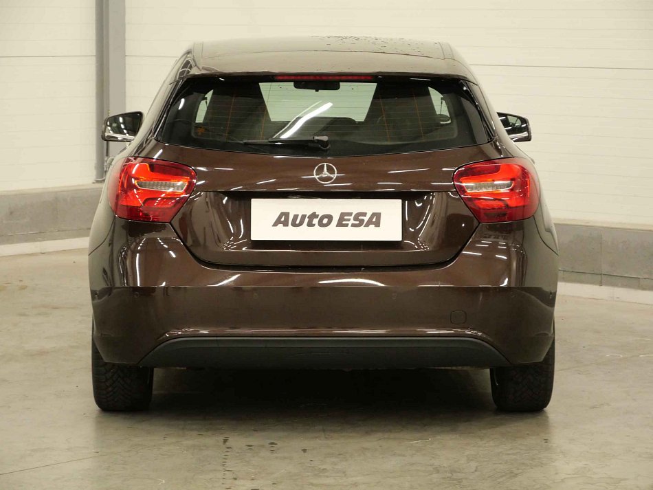 Mercedes-Benz Třída A 1.6i 