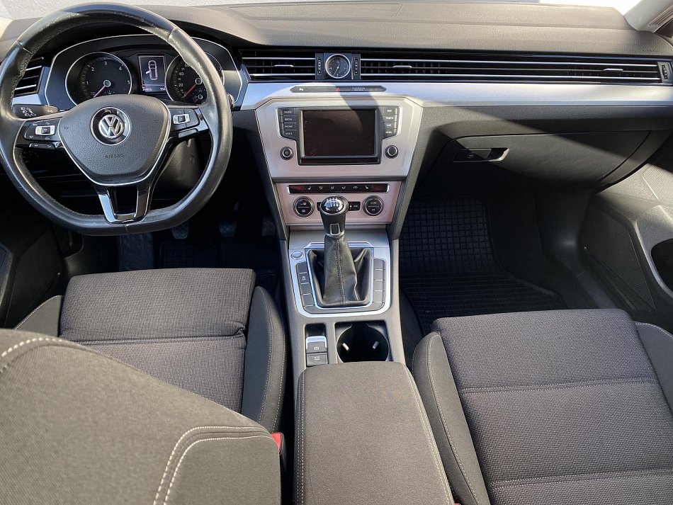 Volkswagen Passat 1.6 TDi Comfortline