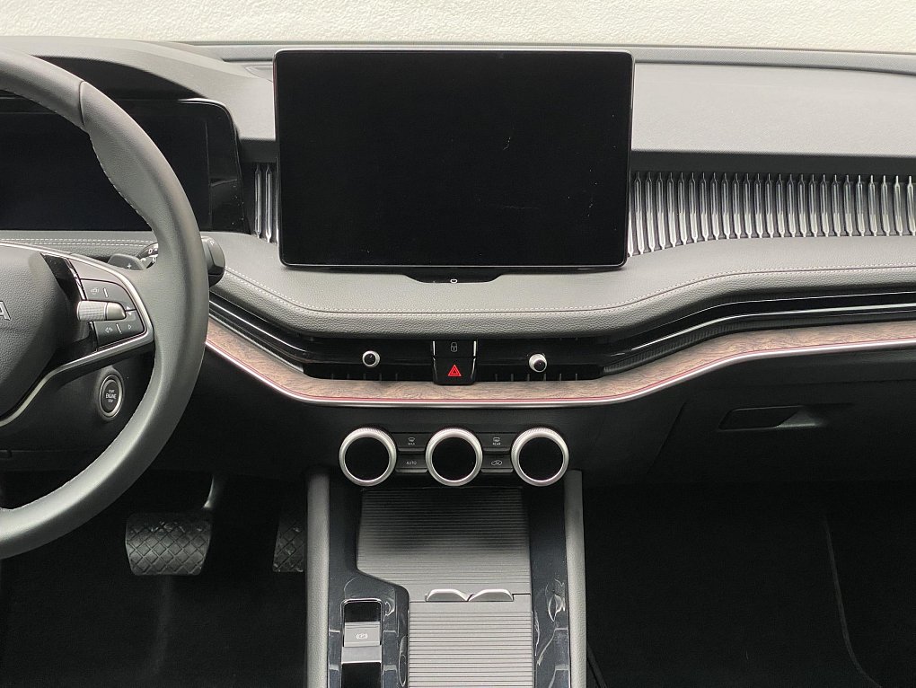 Škoda Superb IV 2.0 TDi L&K 4x4