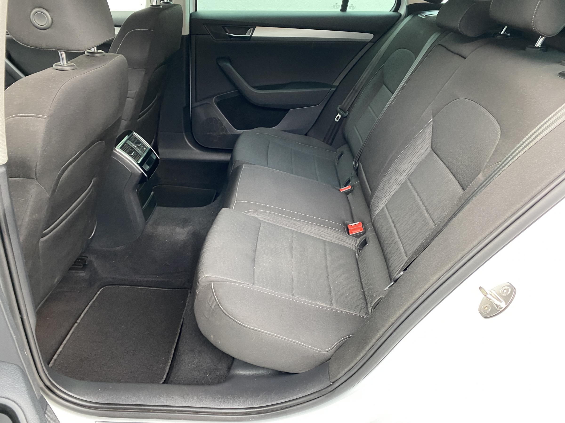 Škoda Superb III, 2015 - pohled č. 10