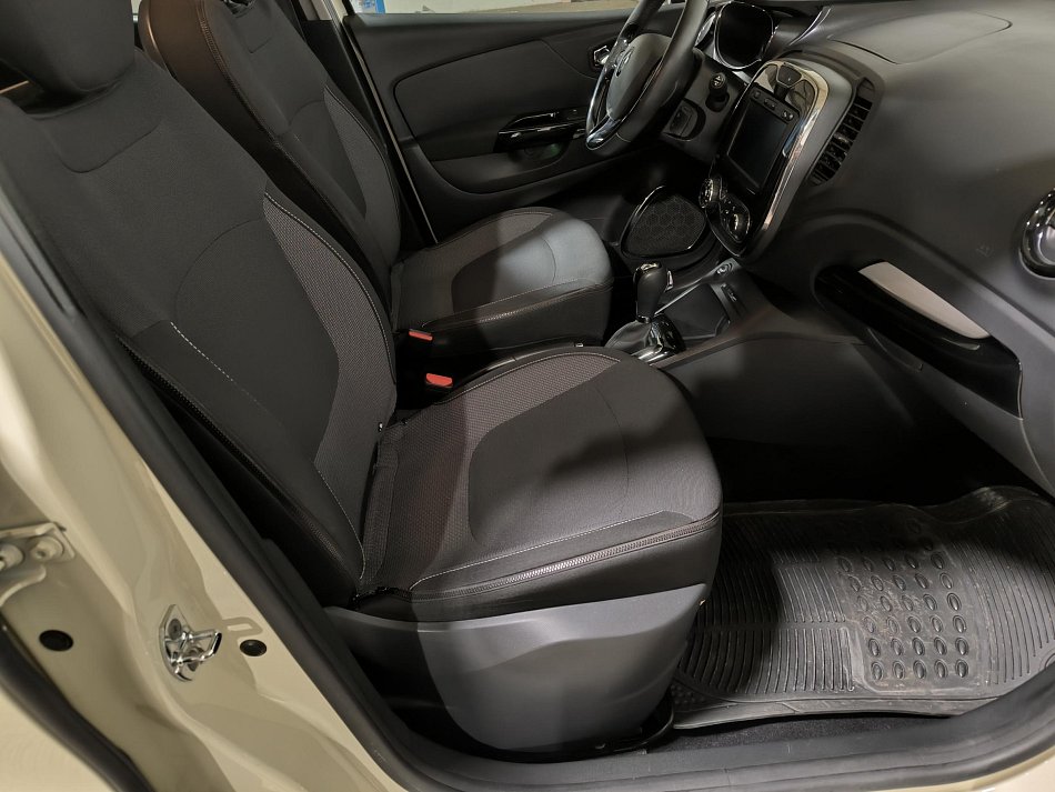 Renault Captur 1.2 TCe 