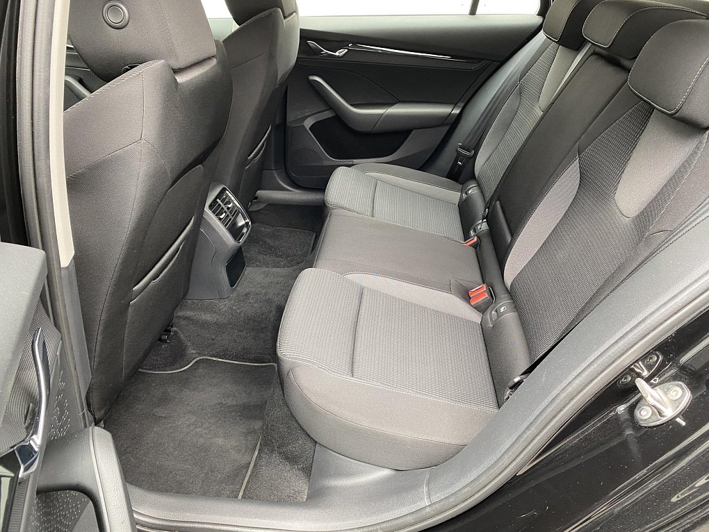 Škoda Octavia IV 2.0 TDi Ambition 4X4