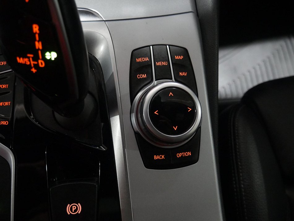 BMW Řada 5 520xd  520xd