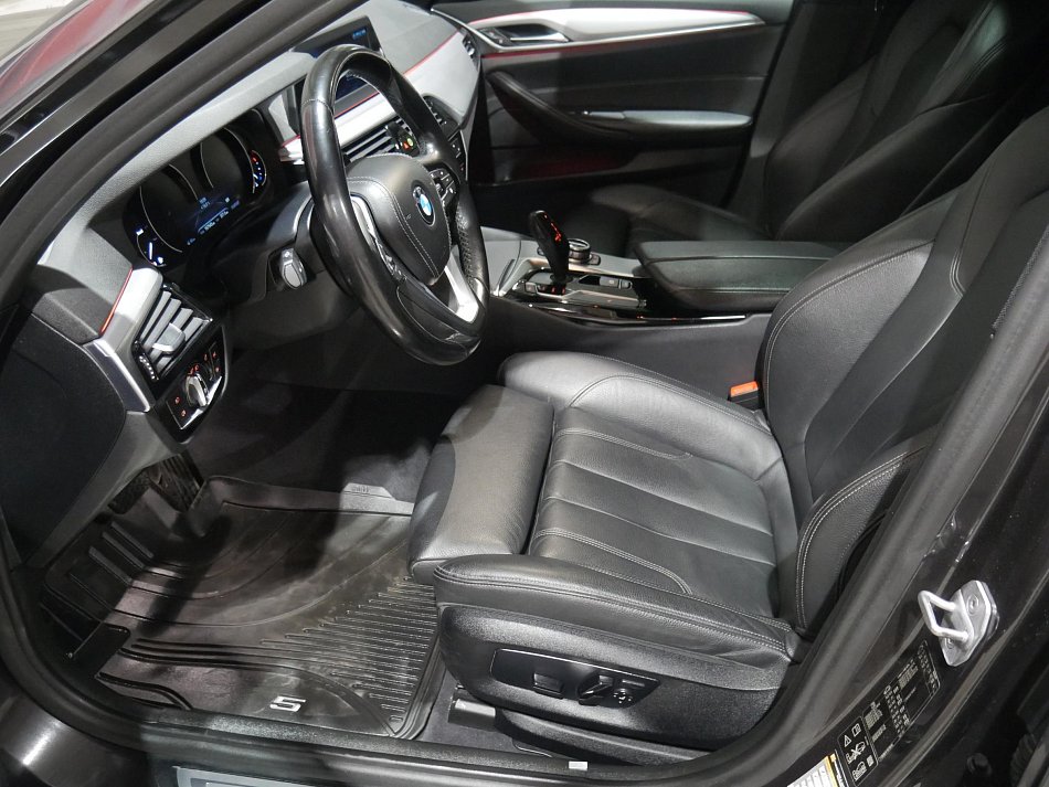 BMW Řada 5 520xd  520xd