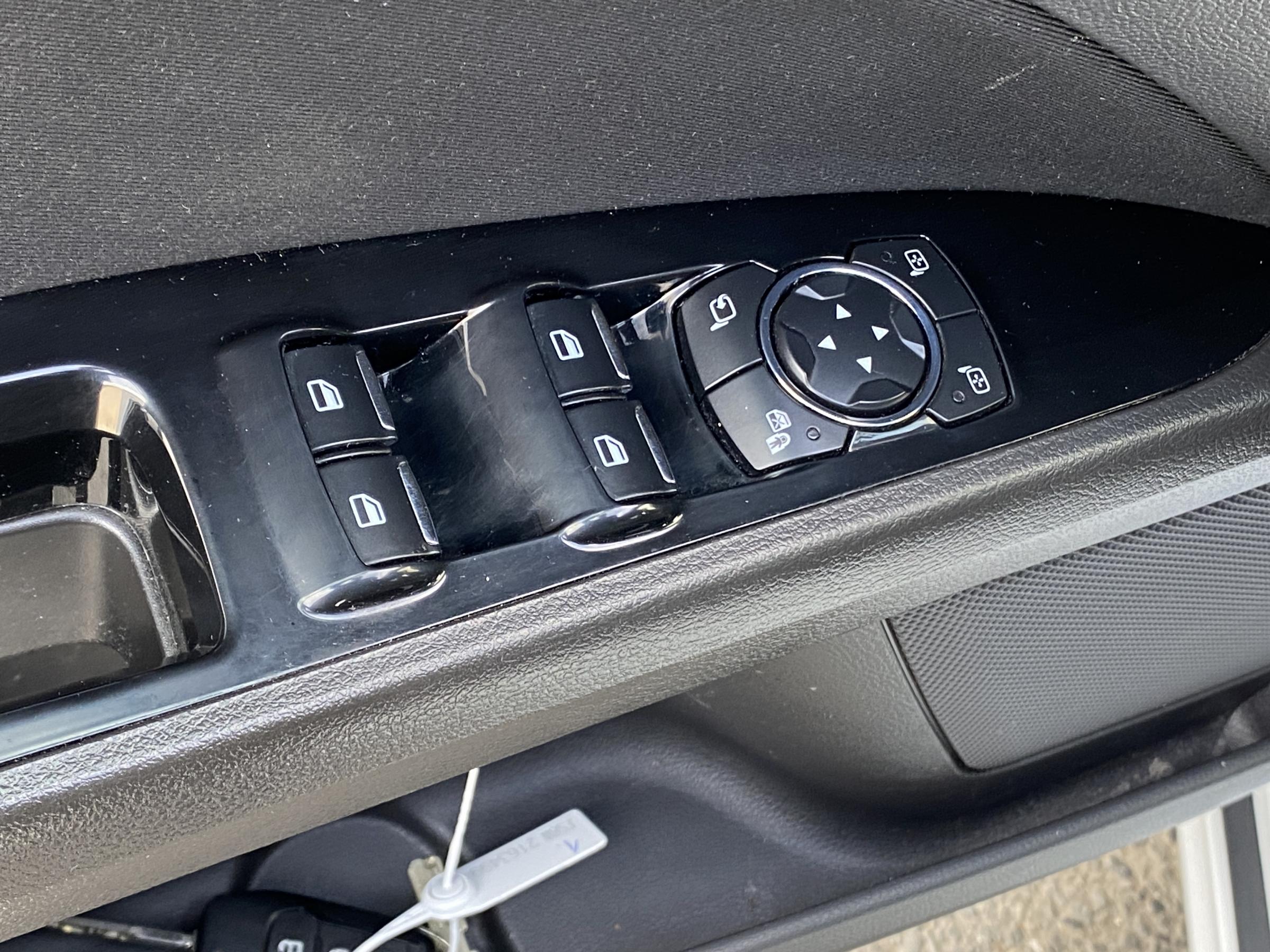 Ford Mondeo, 2016 - pohled č. 11