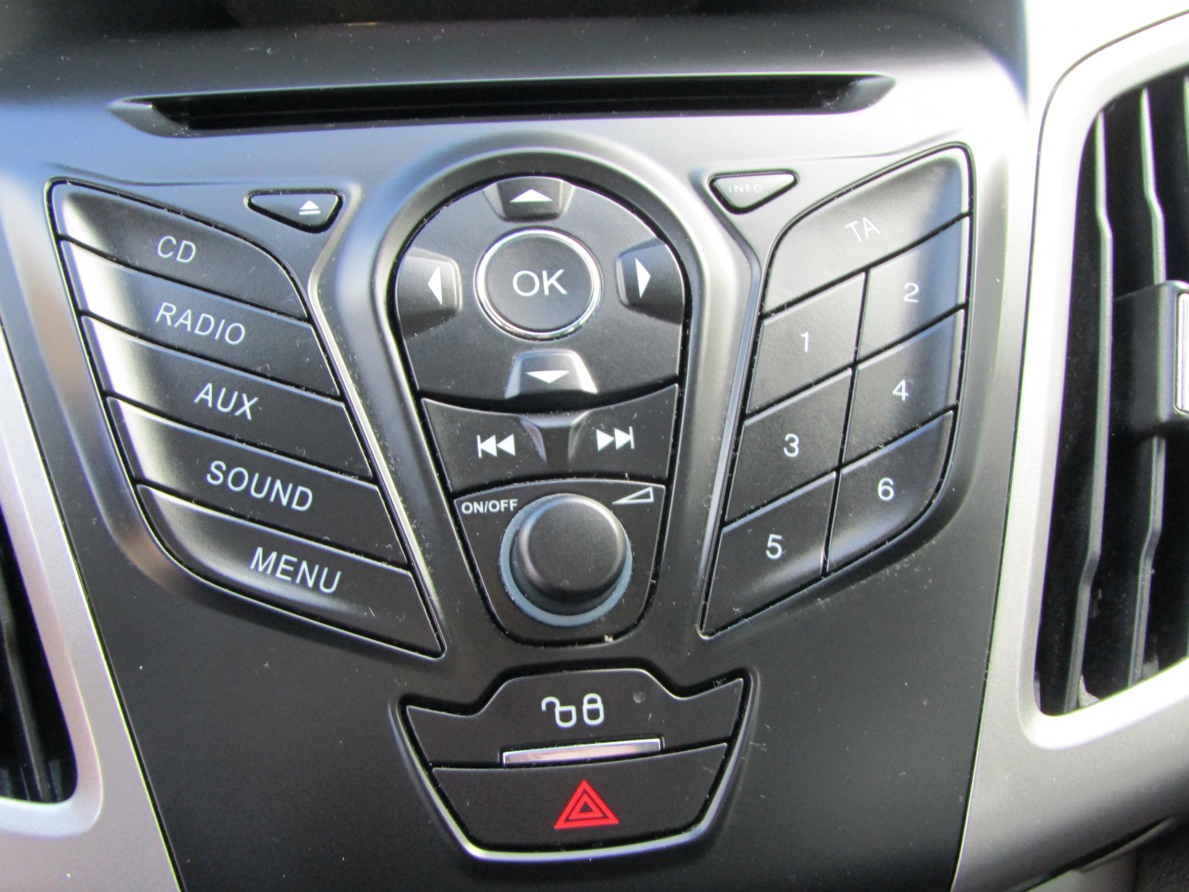 Ford Focus, 2011 - pohled č. 18