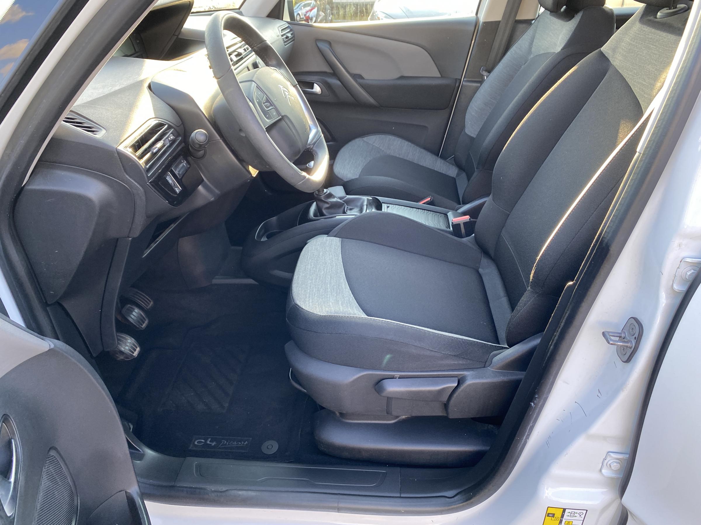 Citroën C4 Picasso, 2017 - pohled č. 10