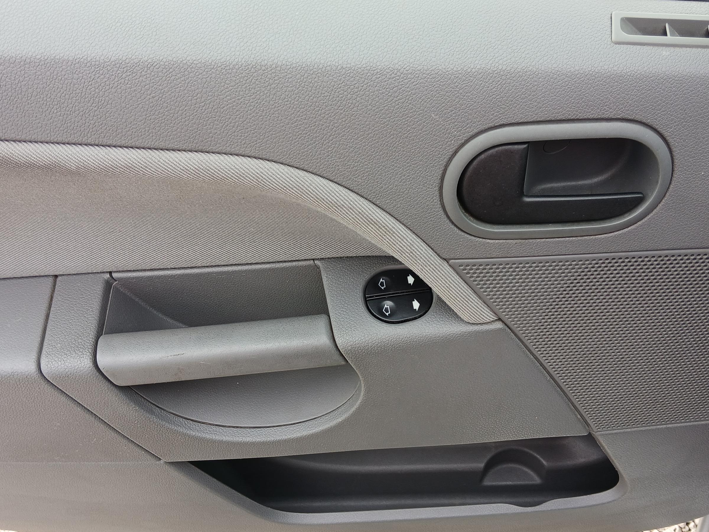 Ford Fiesta, 2003 - pohled č. 11