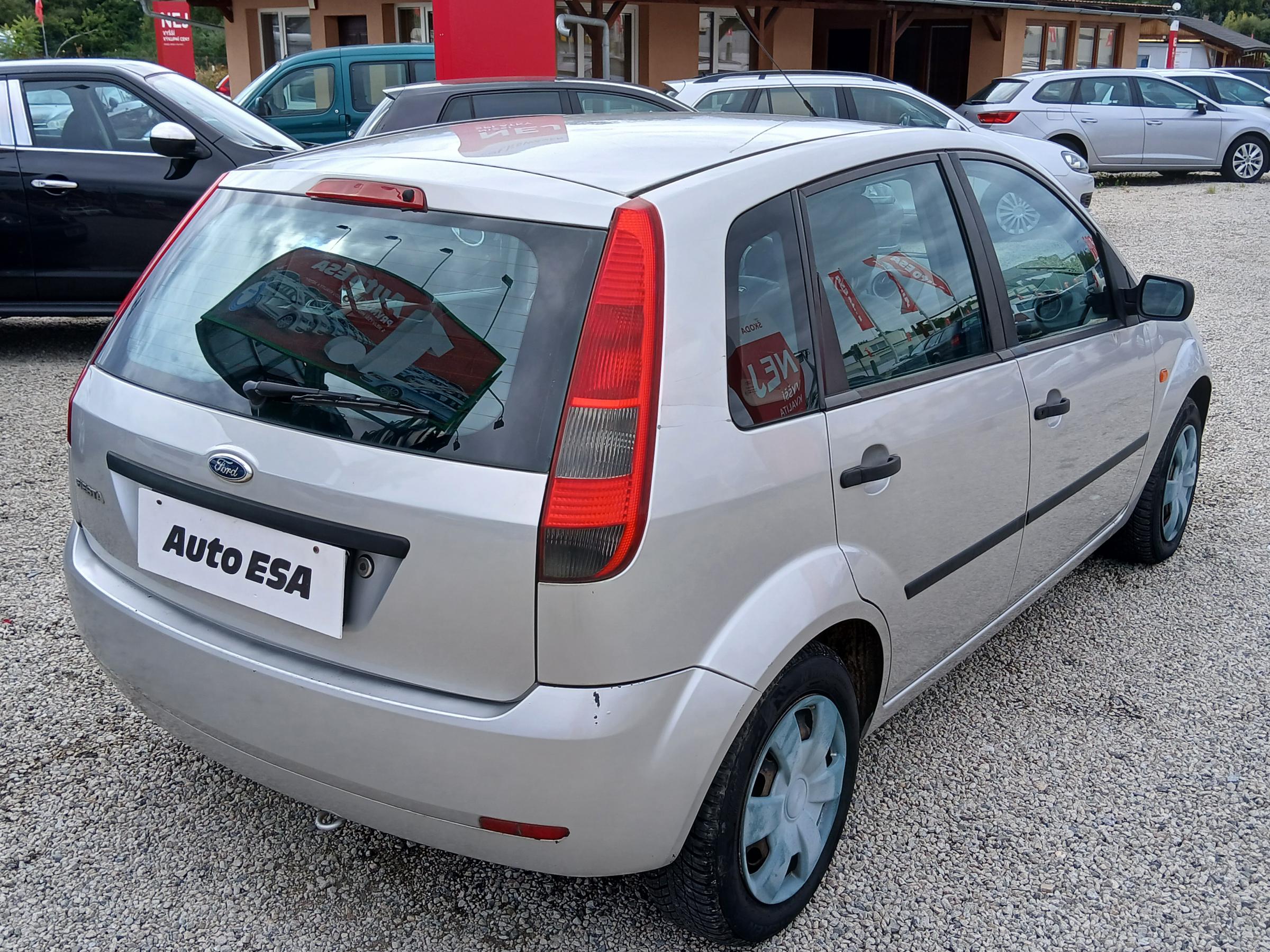 Ford Fiesta, 2003 - pohled č. 4