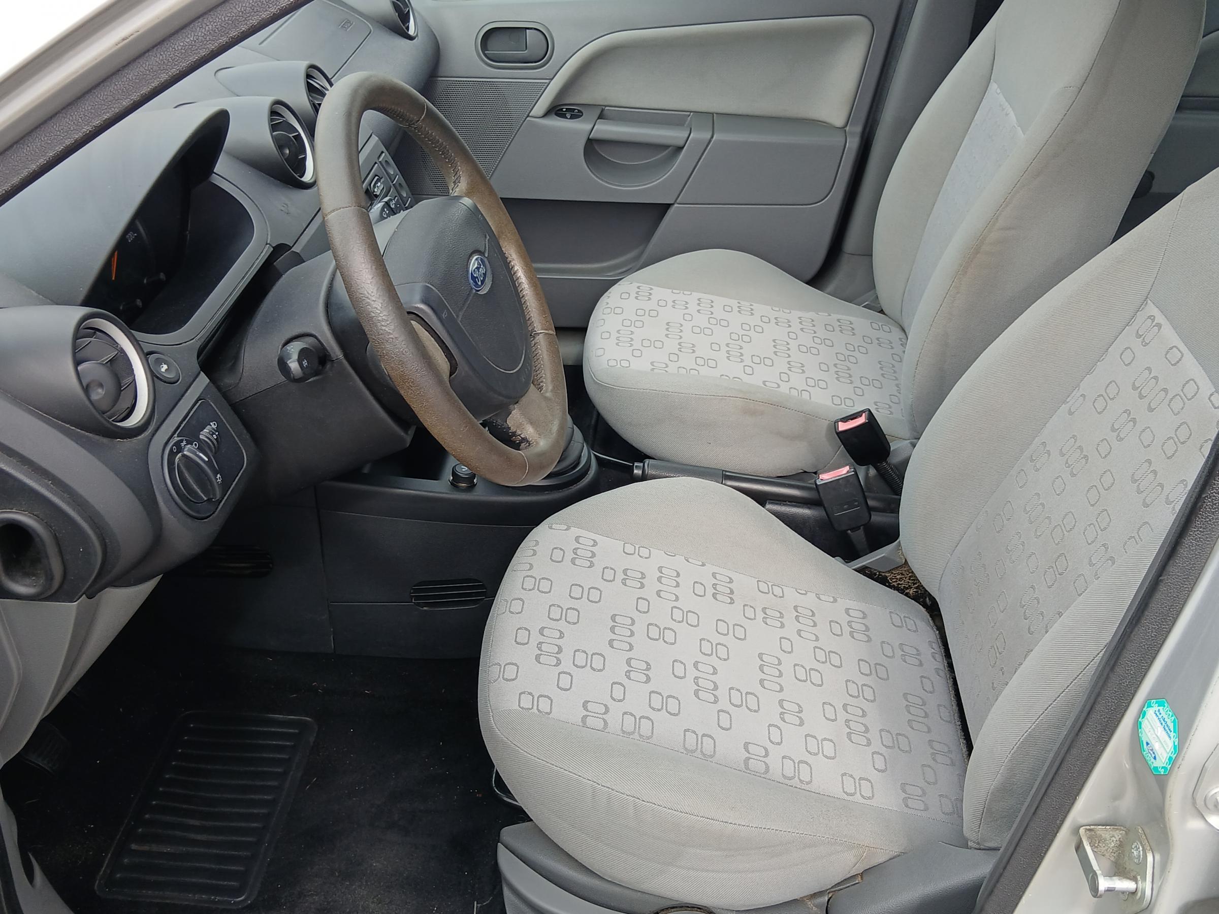 Ford Fiesta, 2003 - pohled č. 9