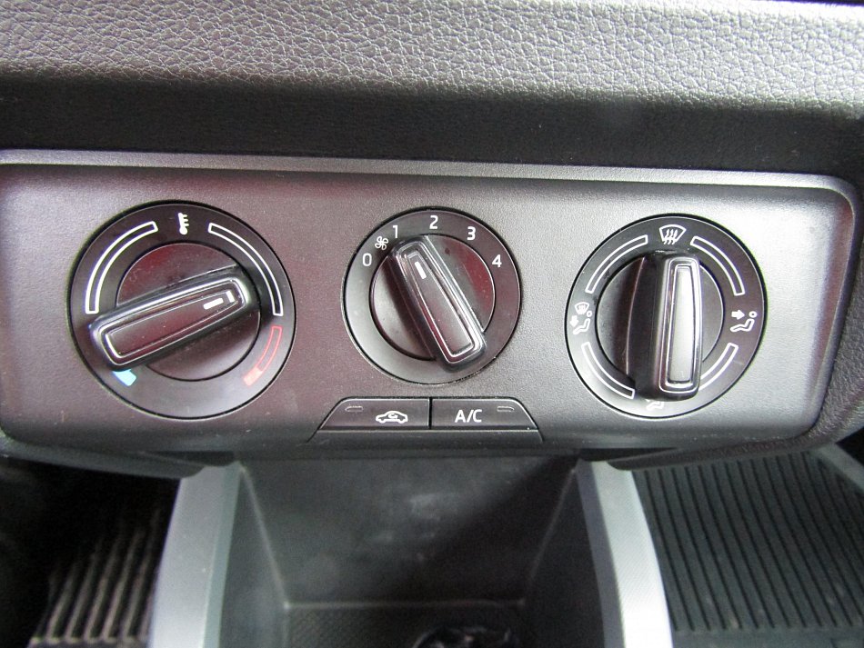 Škoda Fabia III 1.0i 