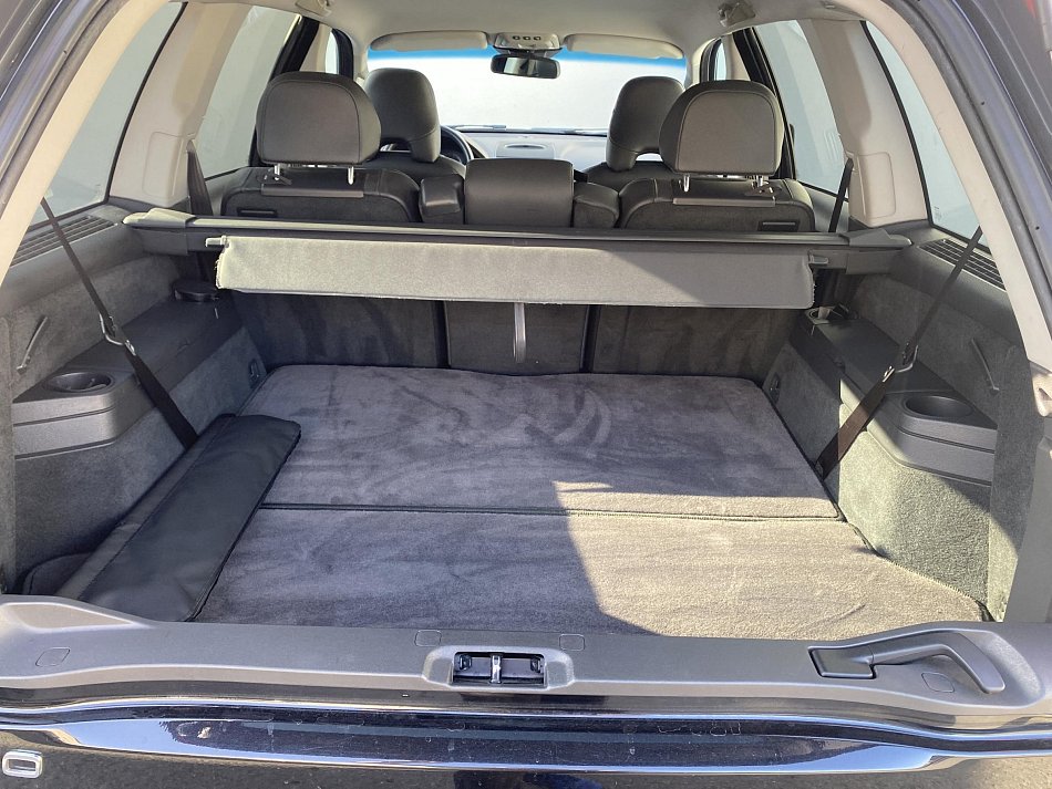 Volvo XC90 2.4 D5 Summum 4x4