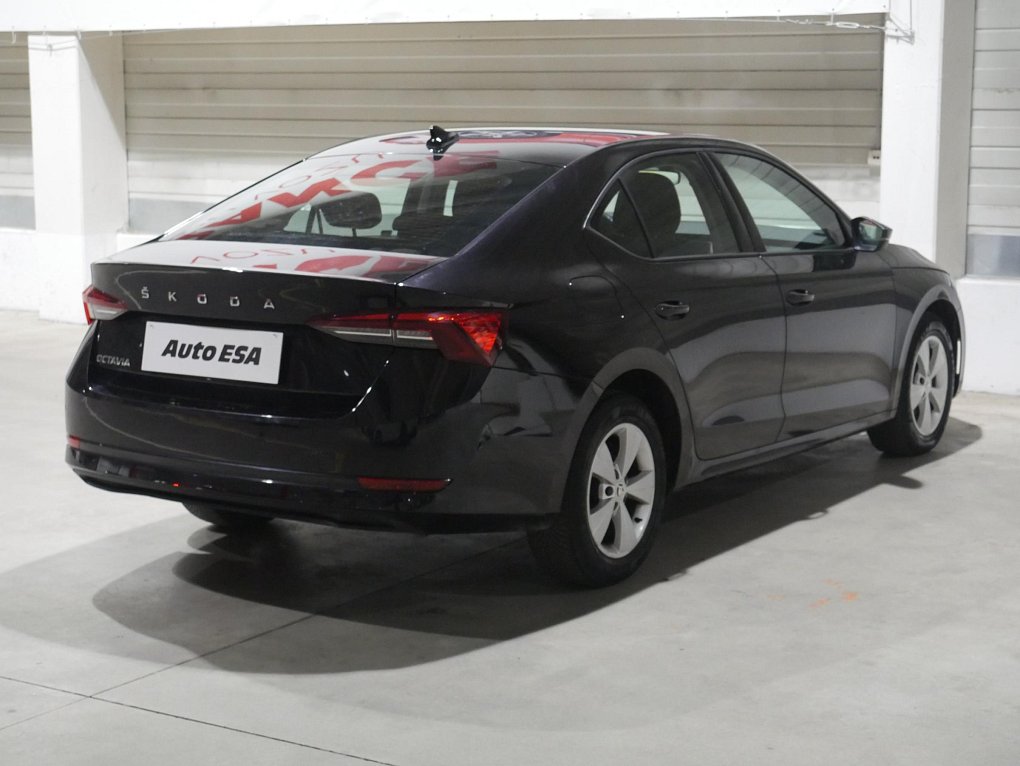 Škoda Octavia IV 2.0 TDi 