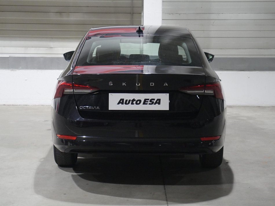 Škoda Octavia IV 2.0 TDi 