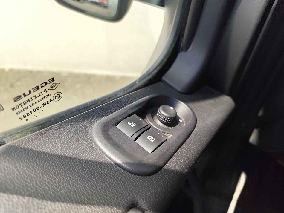 Renault Master 2.3dCi  L2H2 DÍLNA