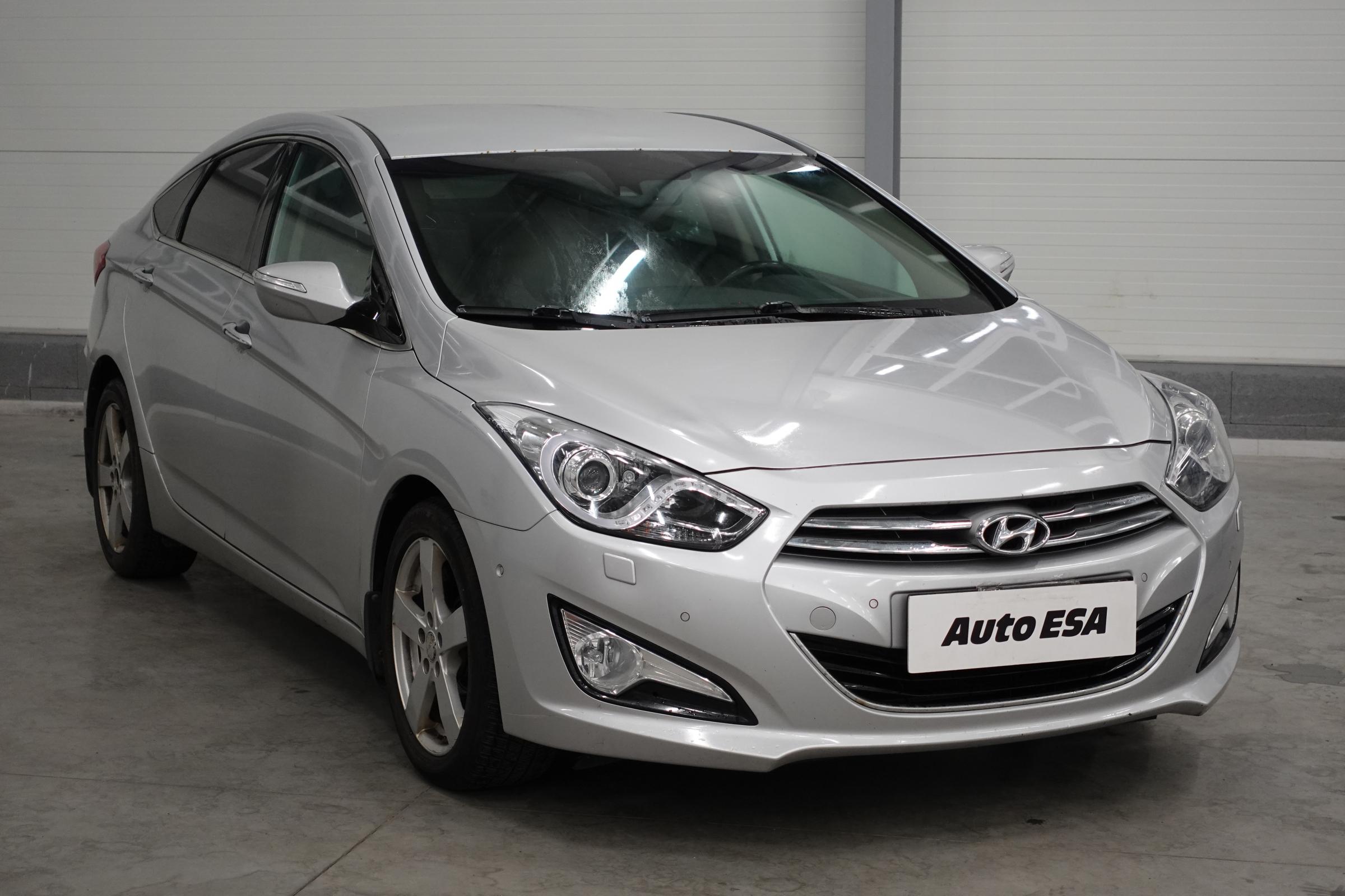 Hyundai i40, 2014