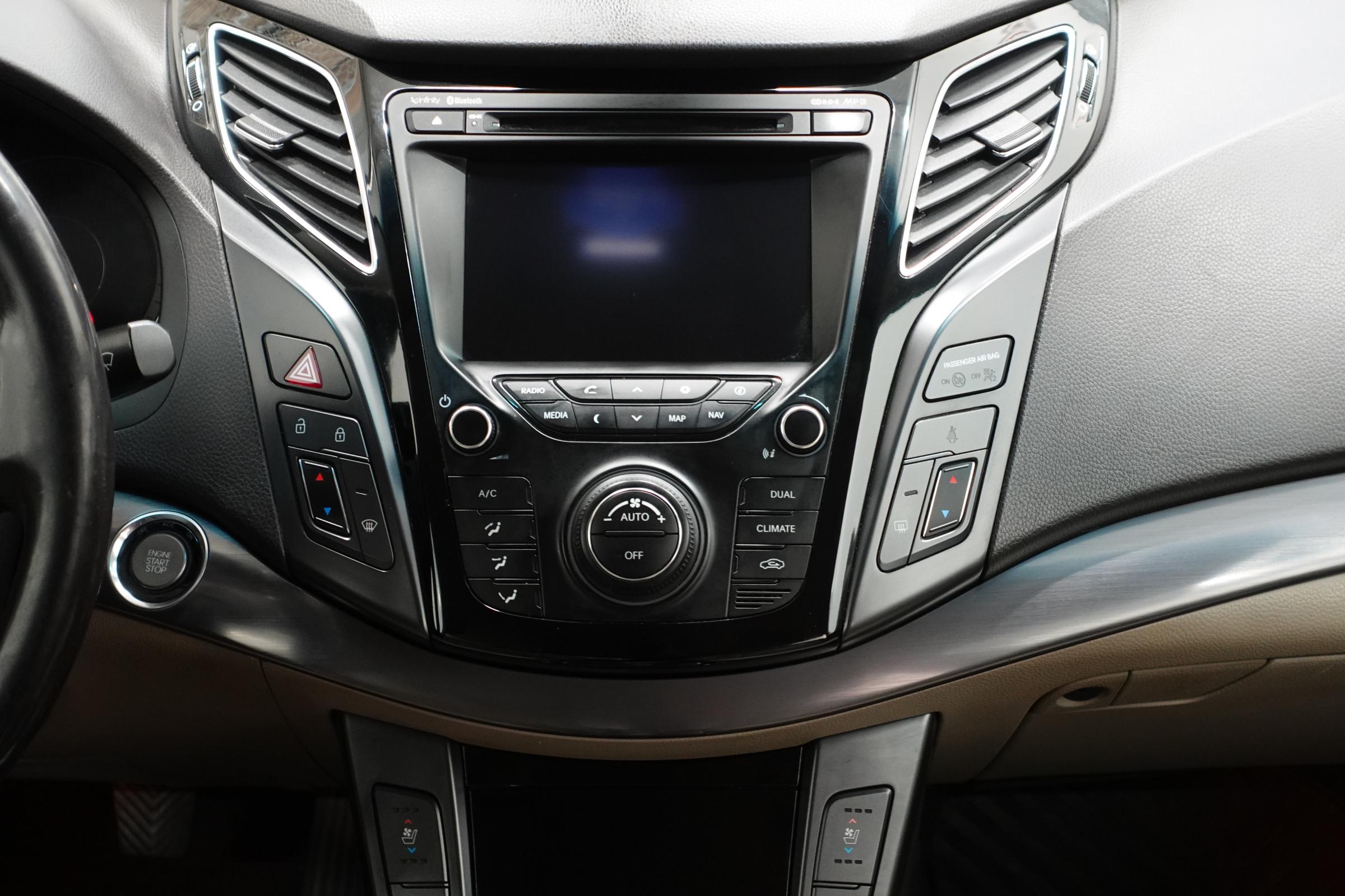 Hyundai i40, 2014 - pohled č. 16