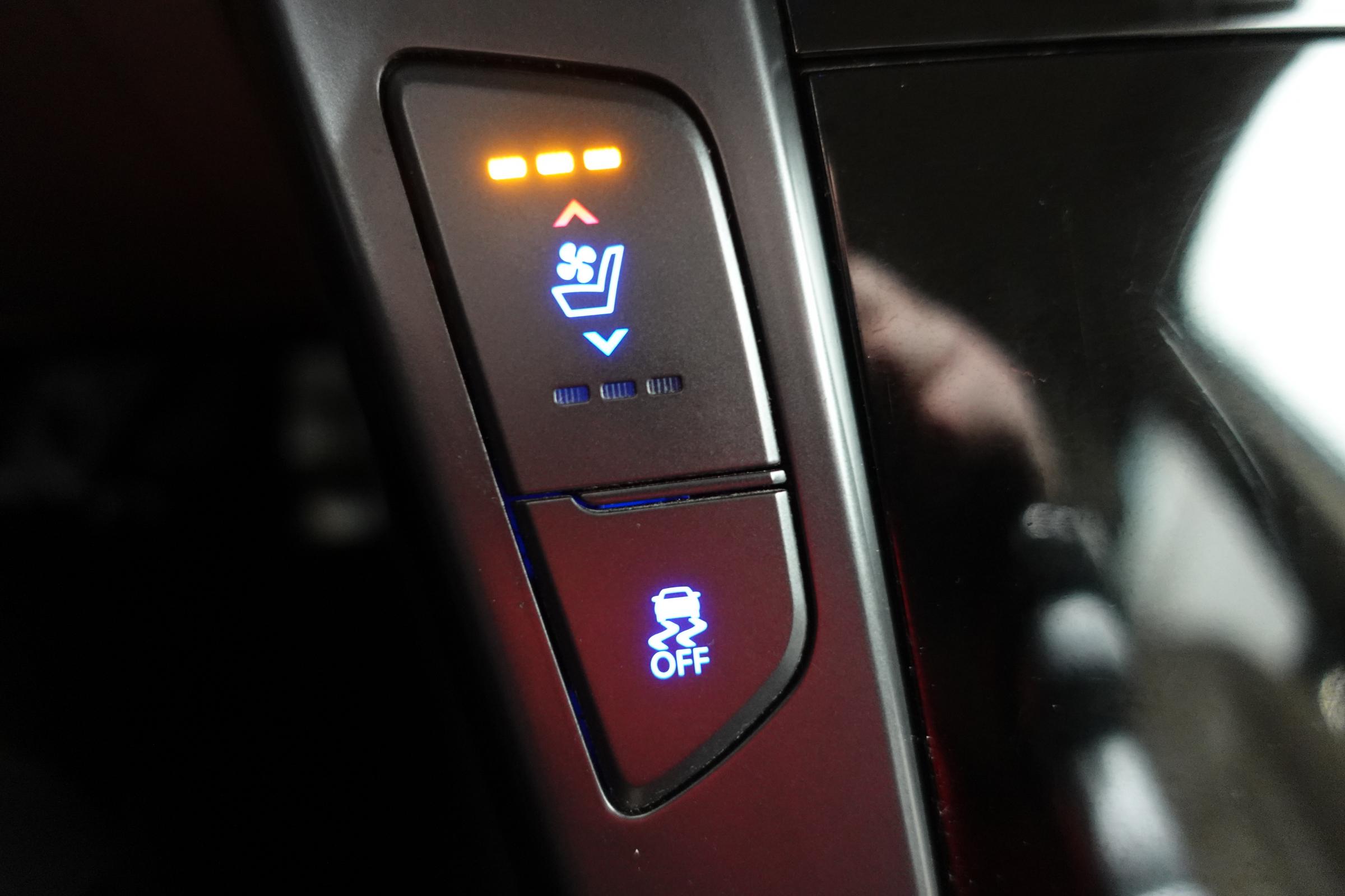 Hyundai i40, 2014 - pohled č. 19