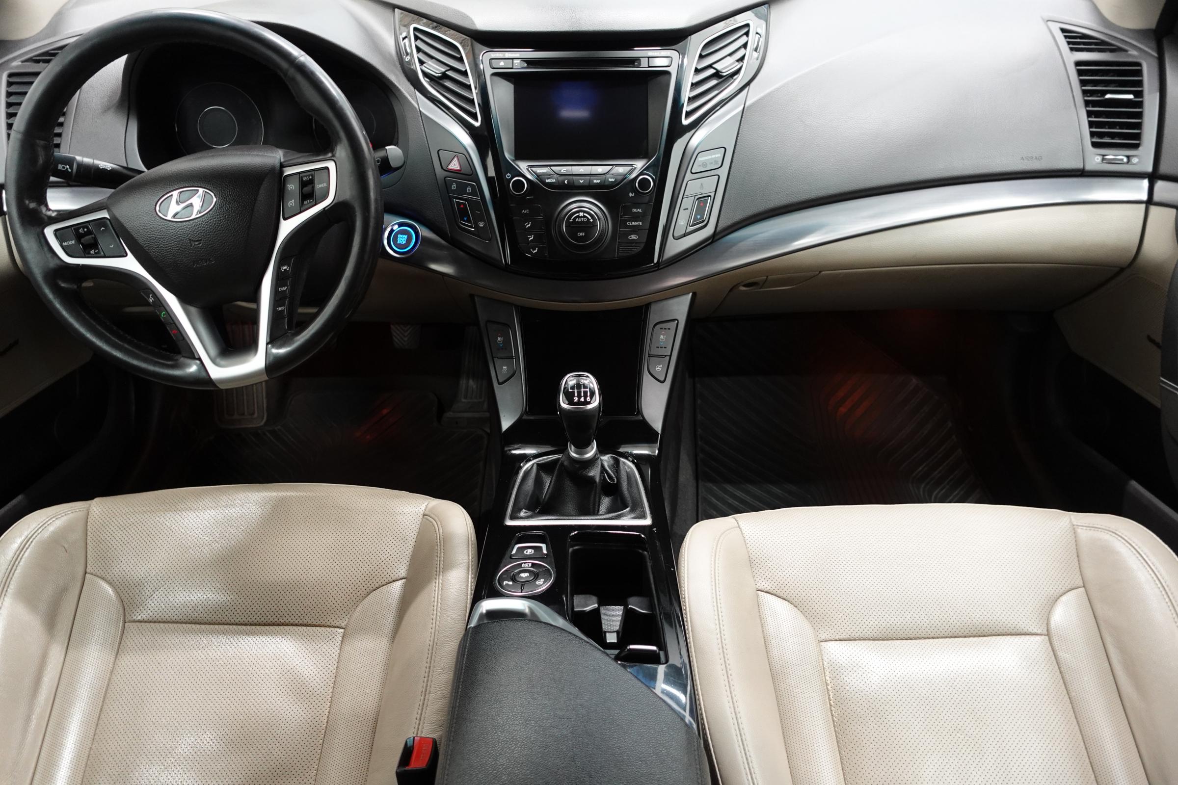 Hyundai i40, 2014 - pohled č. 8