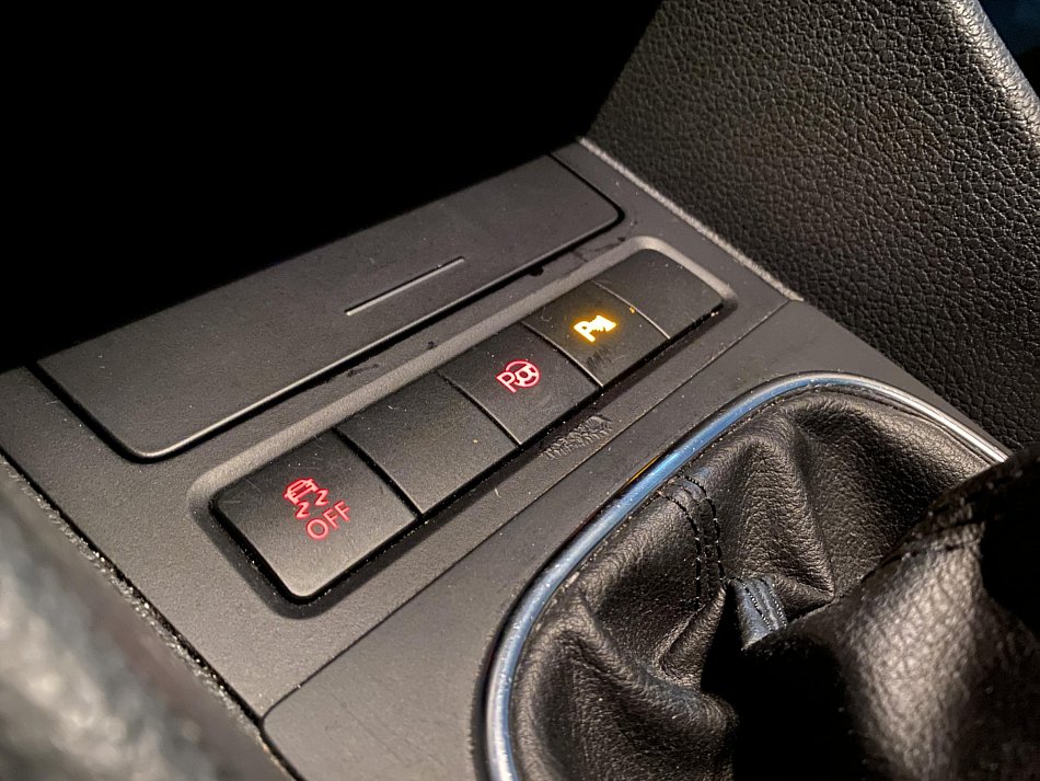 Volkswagen Golf 2.0 TDi Highline