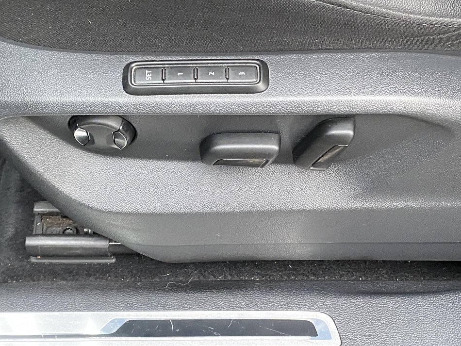 Volkswagen Tiguan 2.0 TSi Highline 4X4