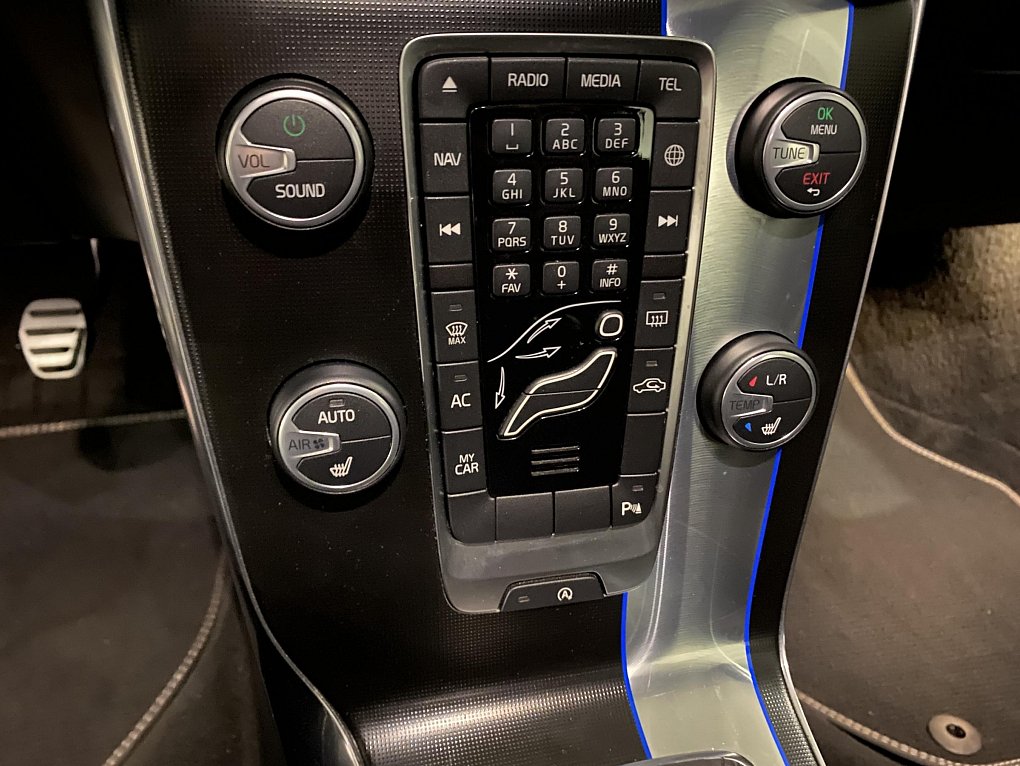 Volvo V40 2.0 D2 R-design