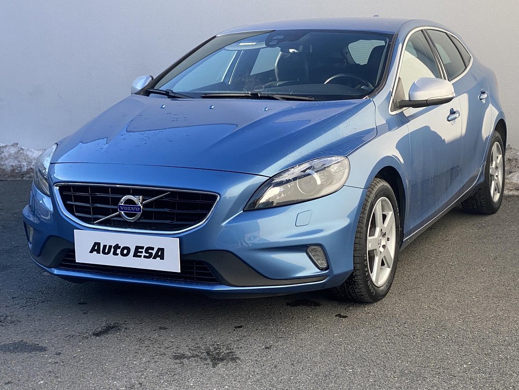 Volvo V40 2.0 D2 R-design