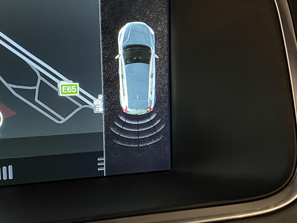 Volvo V40 2.0 D2 R-design