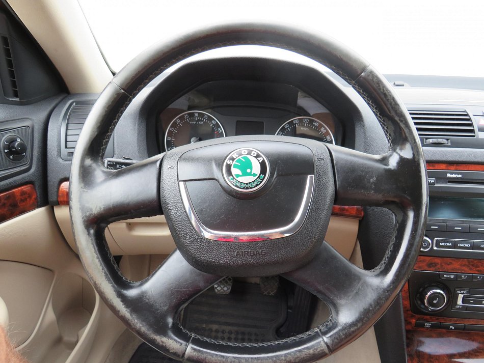 Škoda Octavia II 1.6TDi Elegance