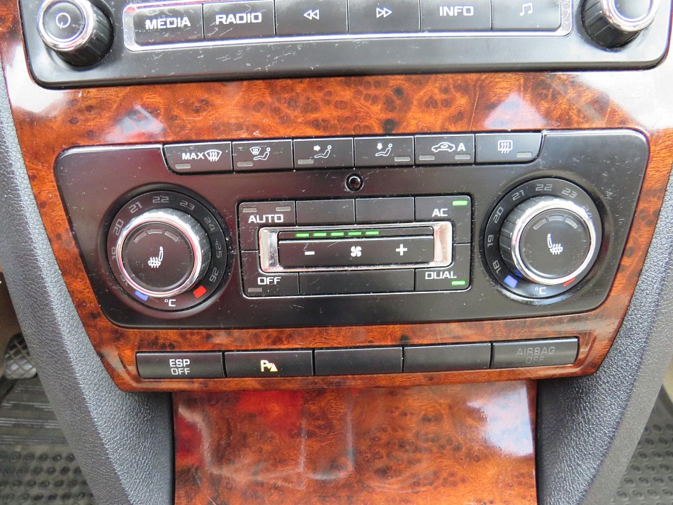 Škoda Octavia II 1.6TDi Elegance