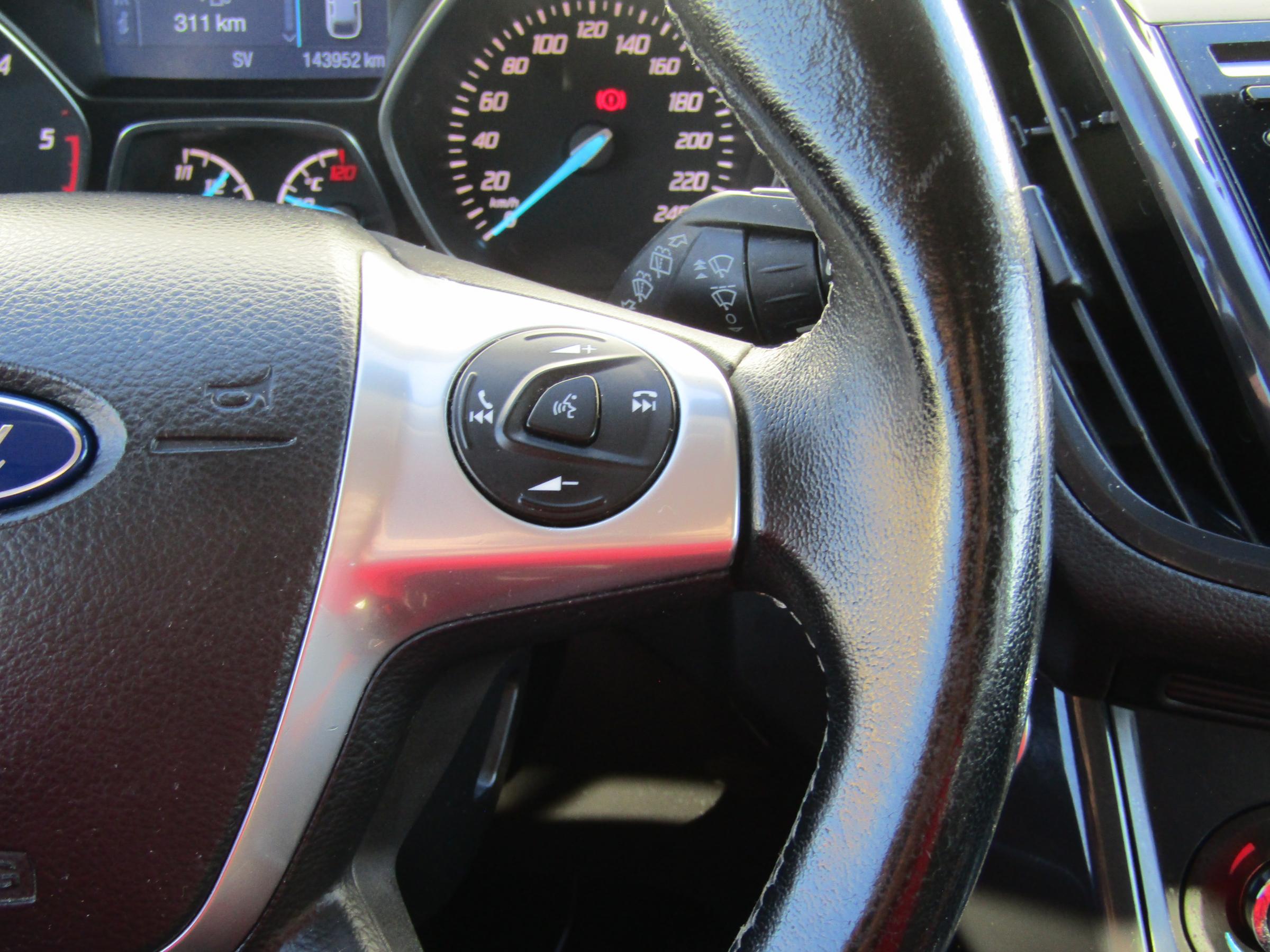 Ford Kuga, 2015 - pohled č. 18