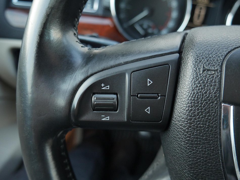 Škoda Superb II 2.0TDi Elegance 4x4