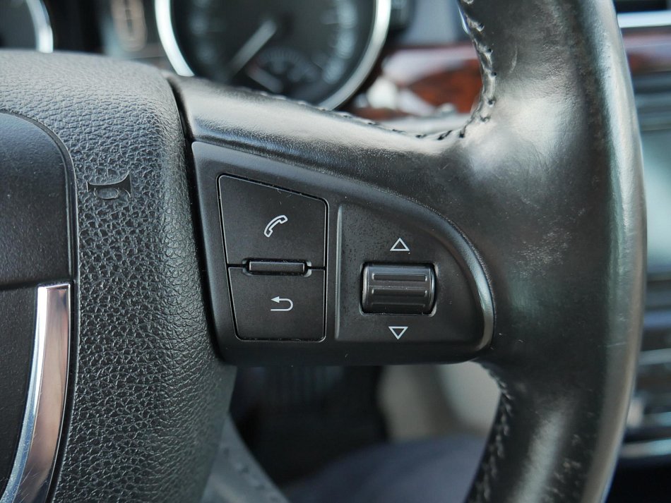 Škoda Superb II 2.0TDi Elegance 4x4