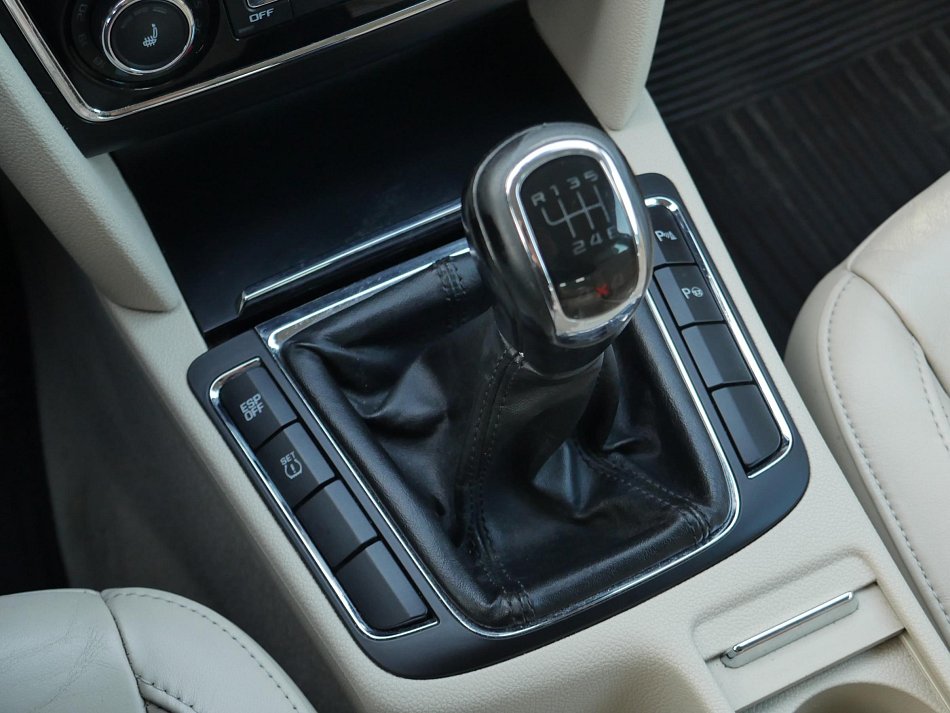 Škoda Superb II 2.0TDi Elegance 4x4